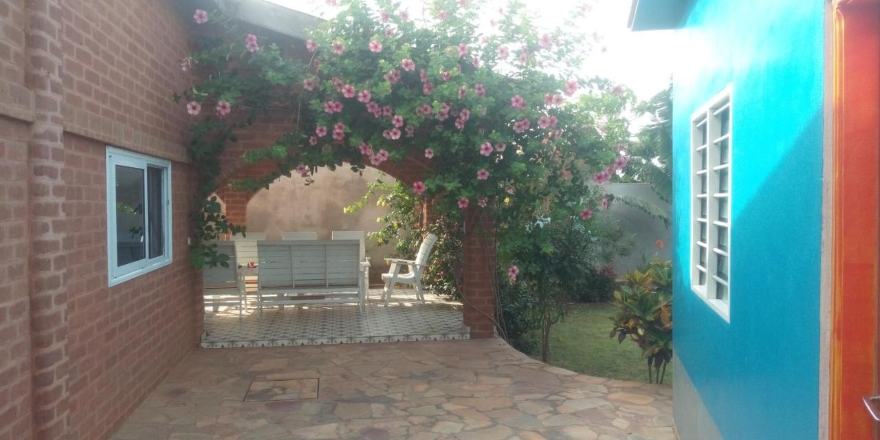 Maison Charlotte Forever Chambre D'Hotes Chez Un Couple Belgo Togolais Lome Ngoại thất bức ảnh