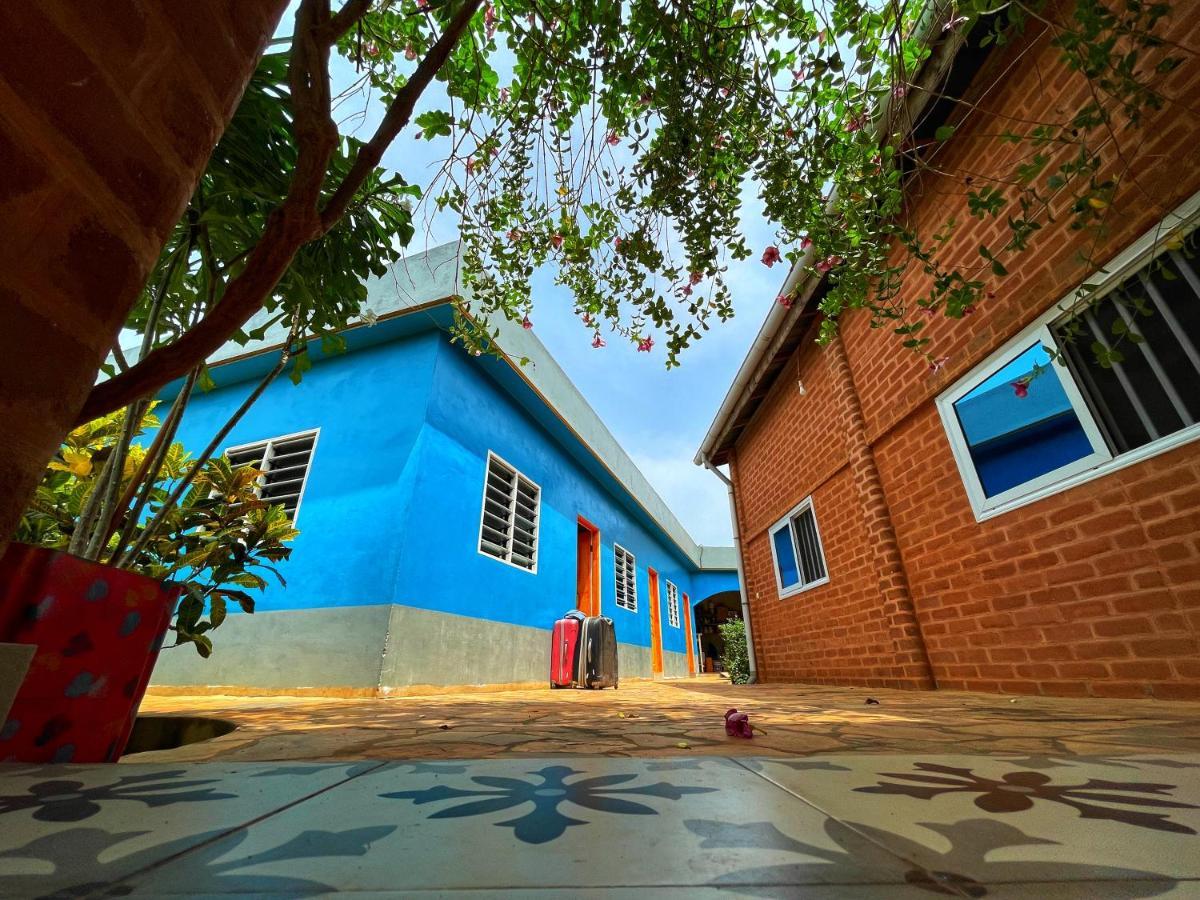 Maison Charlotte Forever Chambre D'Hotes Chez Un Couple Belgo Togolais Lome Ngoại thất bức ảnh
